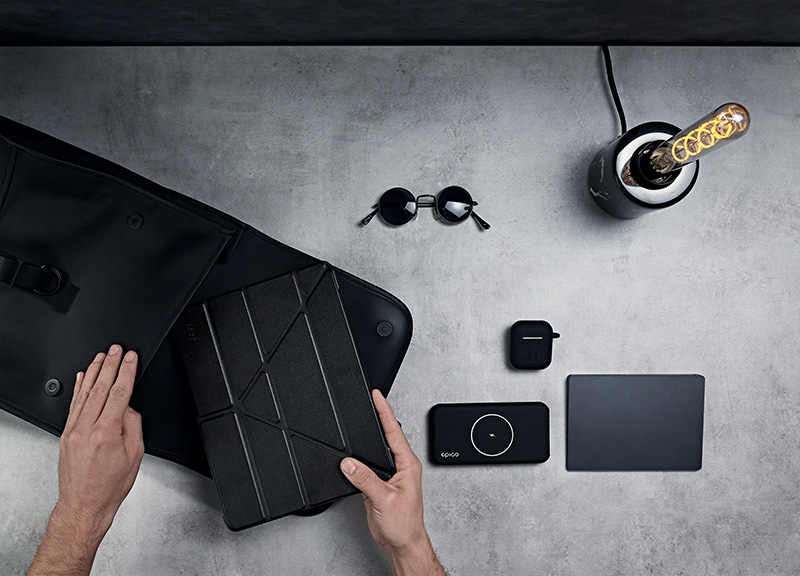 EPICO FOLD FLIP CASE iPad 10,8